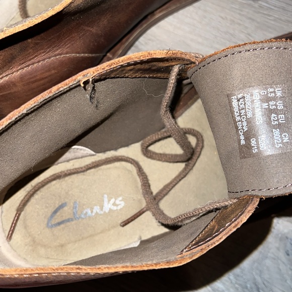 Clark’s desert boots - Picture 3 of 4